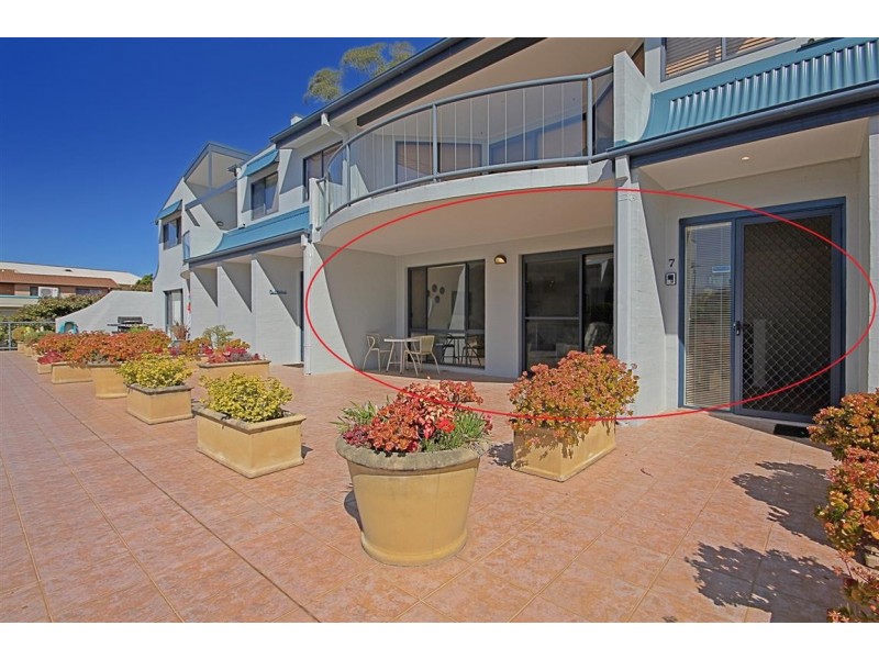 7/216 Beach Road, Batehaven NSW 2536