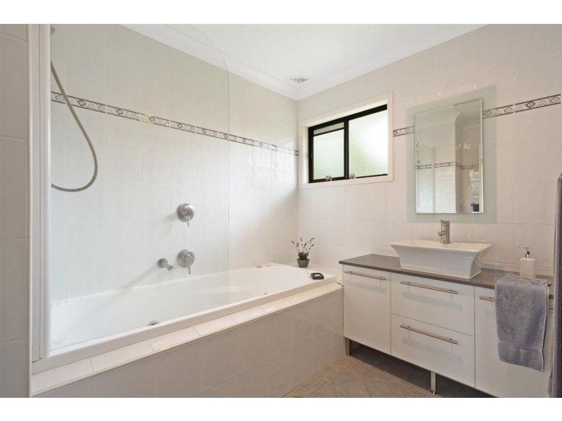 36 Grantham Road, Batehaven NSW 2536