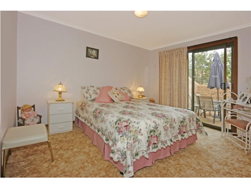 4/11 Eric Fenning Drive, Surf Beach NSW 2536