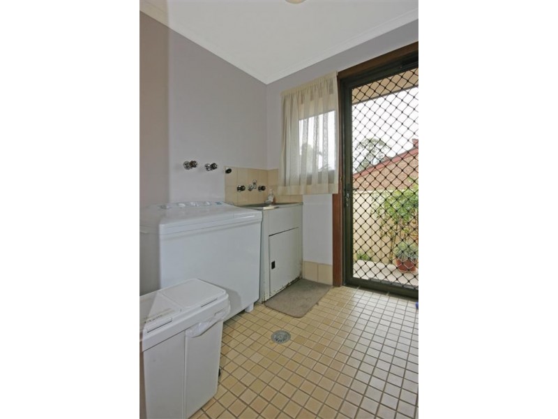 4/11 Eric Fenning Drive, Surf Beach NSW 2536