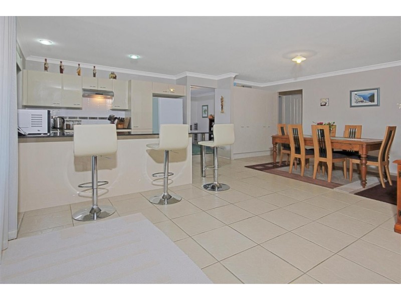 16 Wentworth Avenue, Sunshine Bay NSW 2536