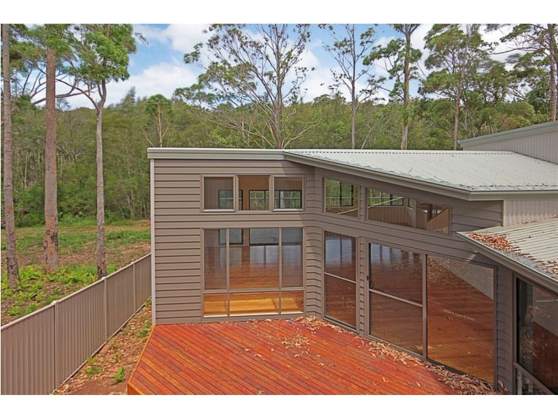 19 Oakwood Way, Catalina NSW 2536