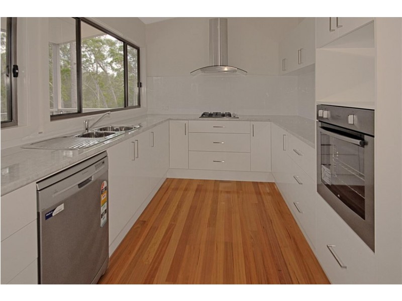 19 Oakwood Way, Catalina NSW 2536