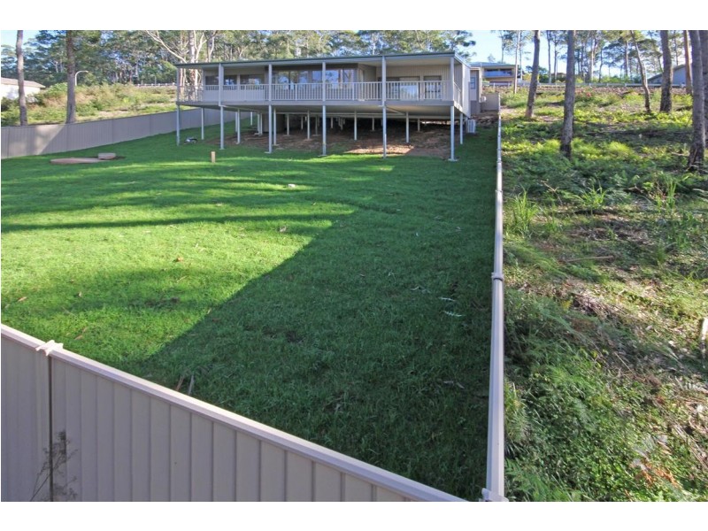 19 Oakwood Way, Catalina NSW 2536