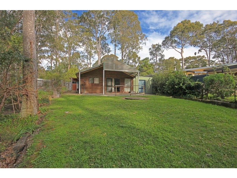 7 Connells Close, Mossy Point NSW 2537