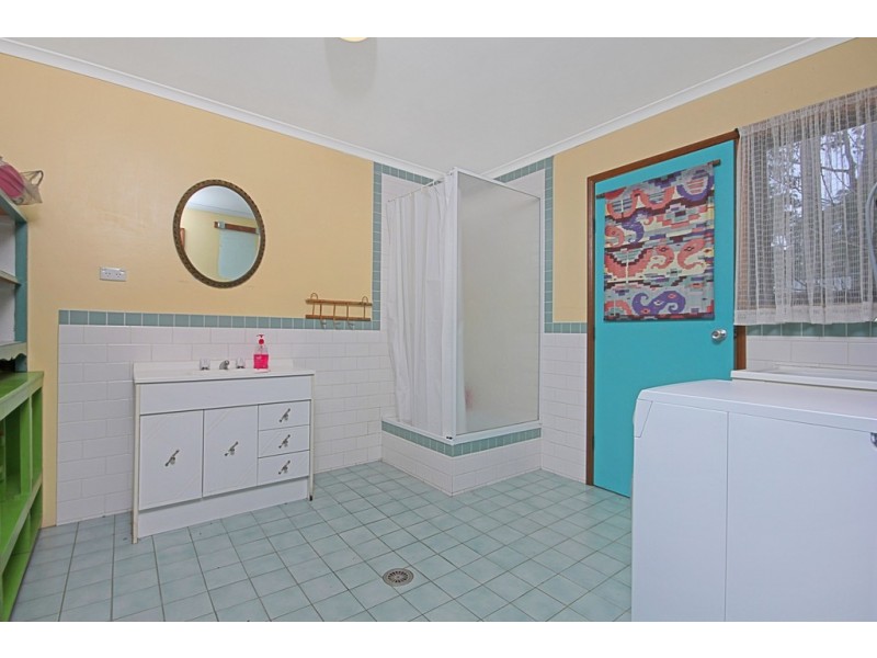 7 Connells Close, Mossy Point NSW 2537