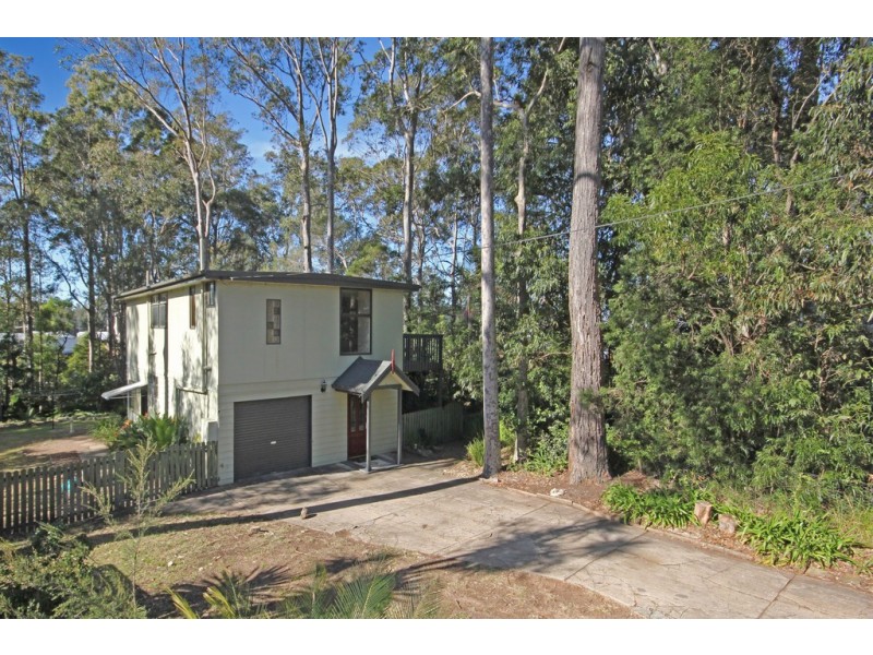 10 Dilkira Close, Surfside NSW 2536