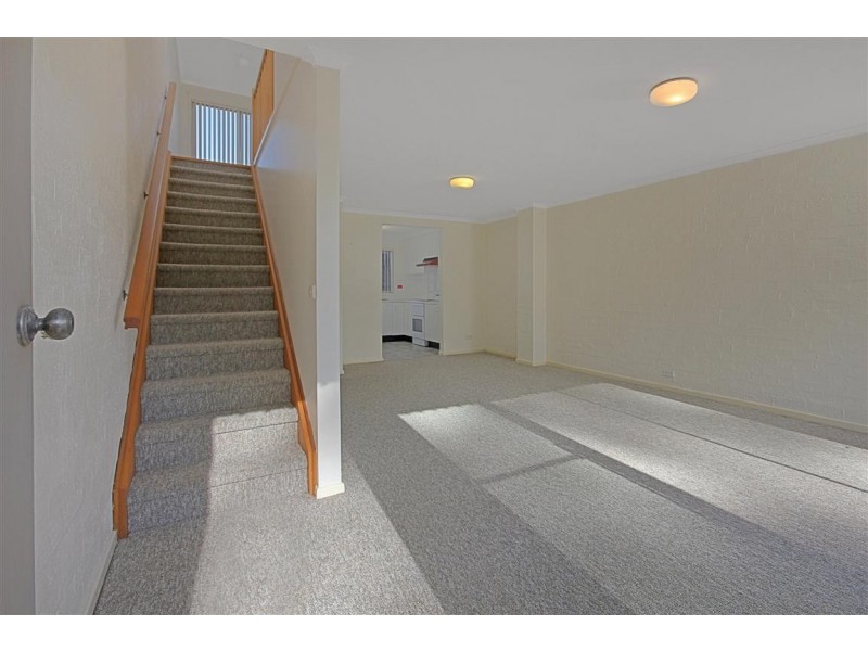 8/708 Beach Road, Surf Beach NSW 2536