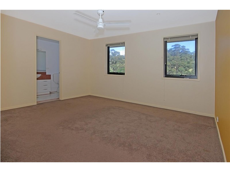 31 McBride Close, Malua Bay NSW 2536