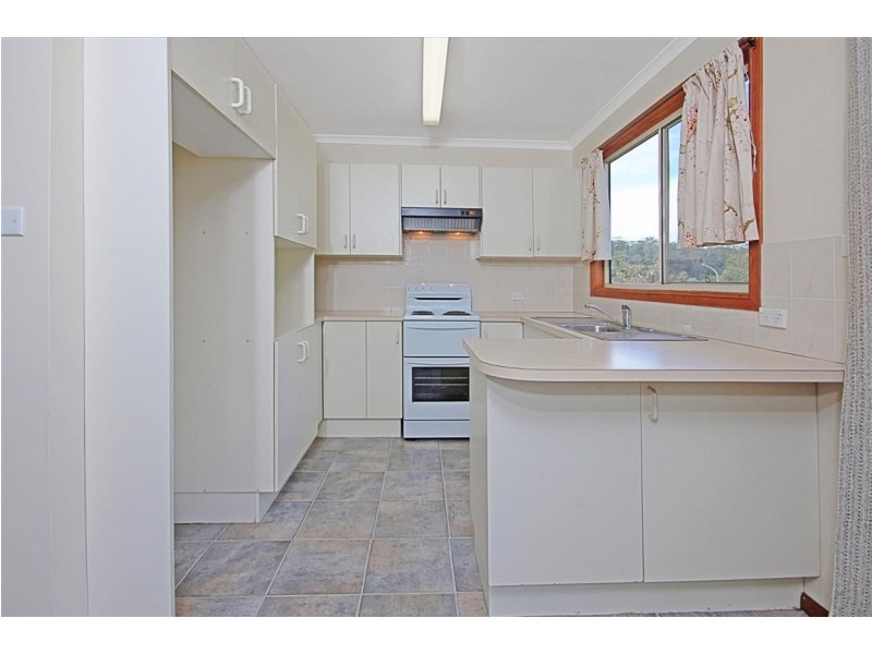 83 Maloneys Drive, Maloneys Beach NSW 2536