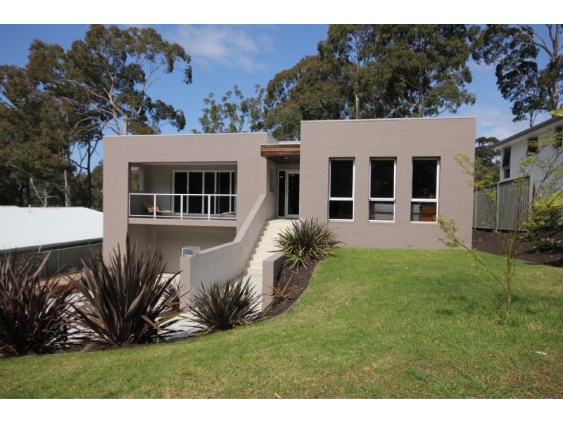 10 Bowerbird Place, Malua Bay NSW 2536