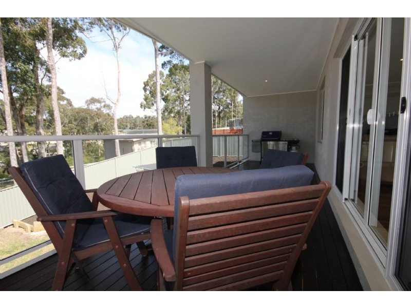 10 Bowerbird Place, Malua Bay NSW 2536