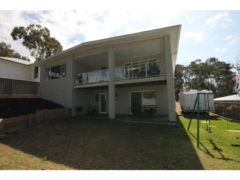 10 Bowerbird Place, Malua Bay NSW 2536