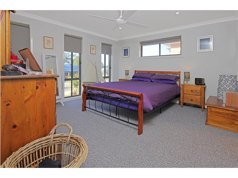 17 Luks Way, Batehaven NSW 2536