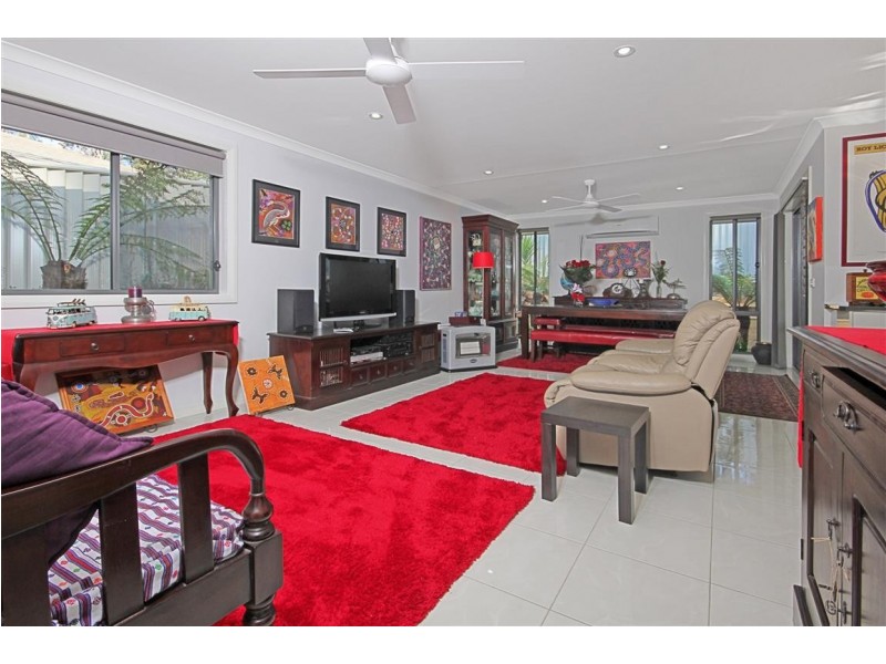 17 Luks Way, Batehaven NSW 2536