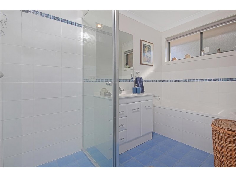 17 Luks Way, Batehaven NSW 2536