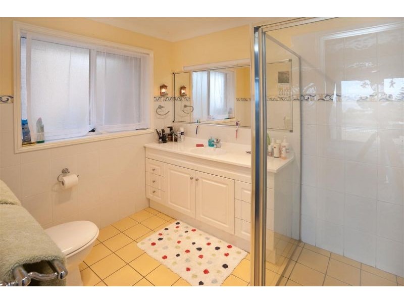 6 Ocean Road, Batehaven NSW 2536