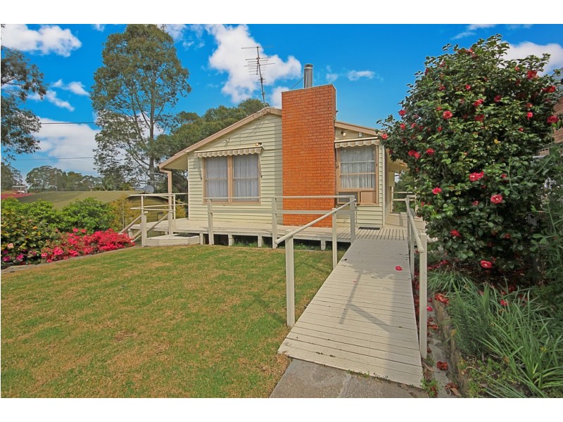 19 Berrima Parade, Surfside NSW 2536