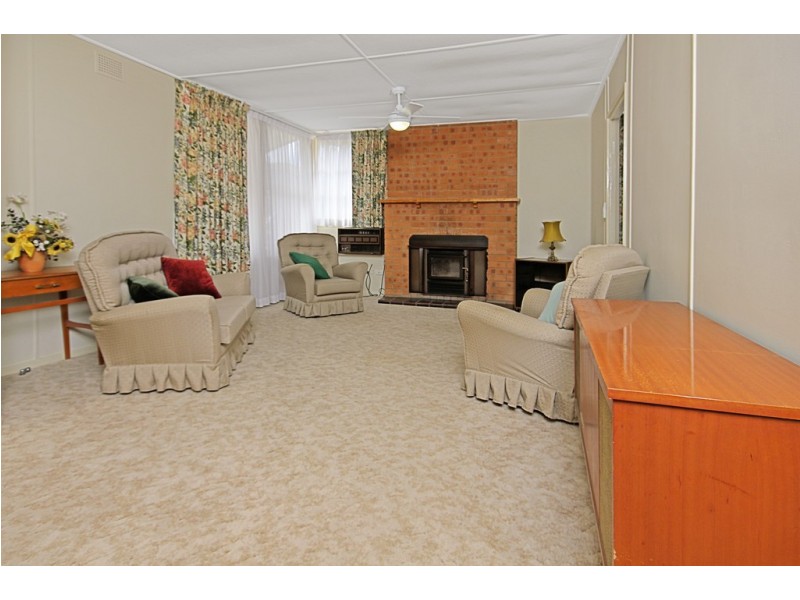 19 Berrima Parade, Surfside NSW 2536