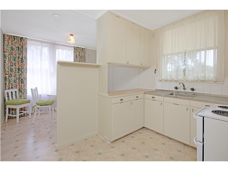 19 Berrima Parade, Surfside NSW 2536