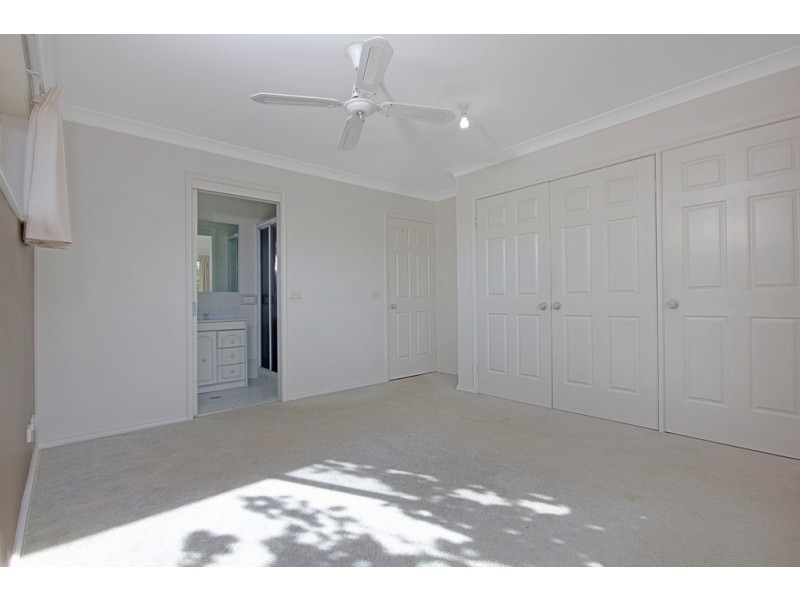 41 Karoola Crescent, Surfside NSW 2536