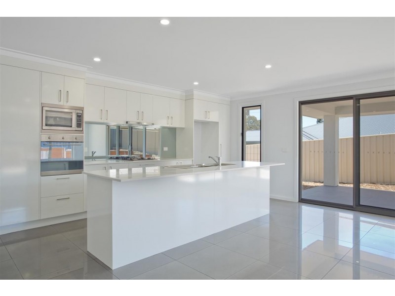 50 Courtenay Crescent, Long Beach NSW 2536