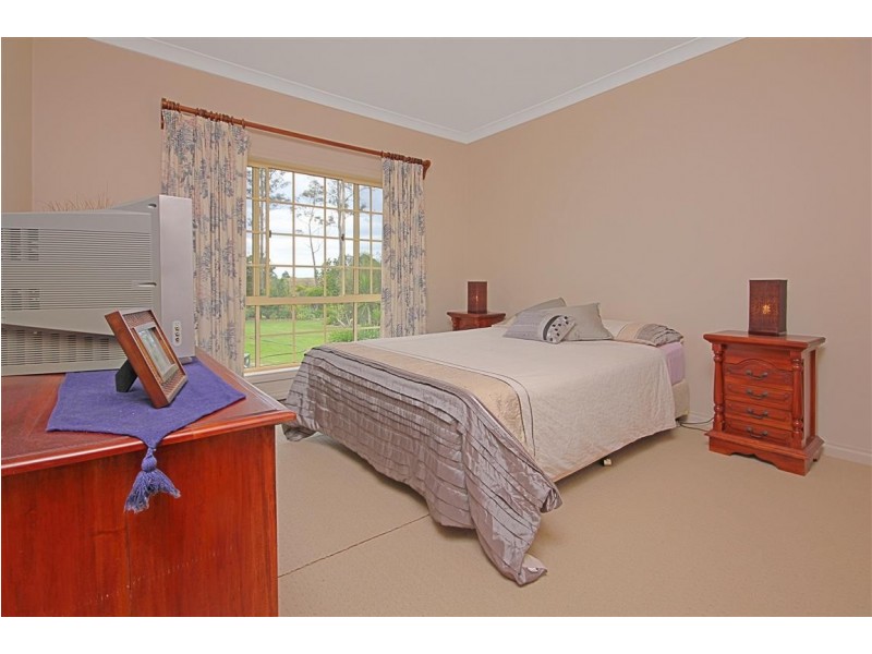 8 Kauzal Crescent, Surf Beach NSW 2536