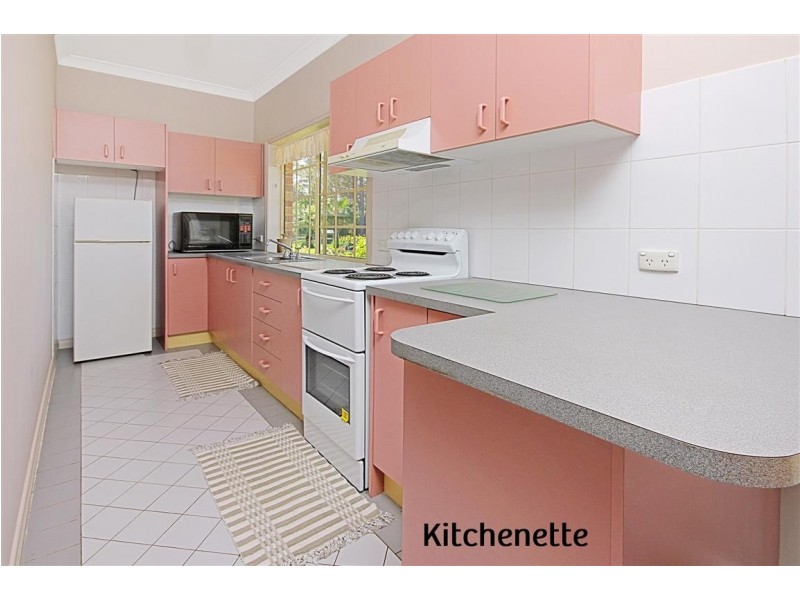 8 Kauzal Crescent, Surf Beach NSW 2536