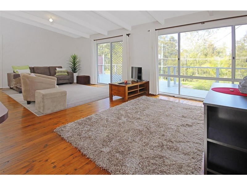 30 Palana Street, Surfside NSW 2536