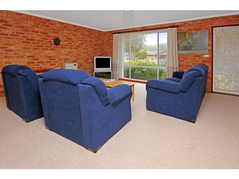 2/1 Tristania Parade, Maloneys Beach NSW 2536