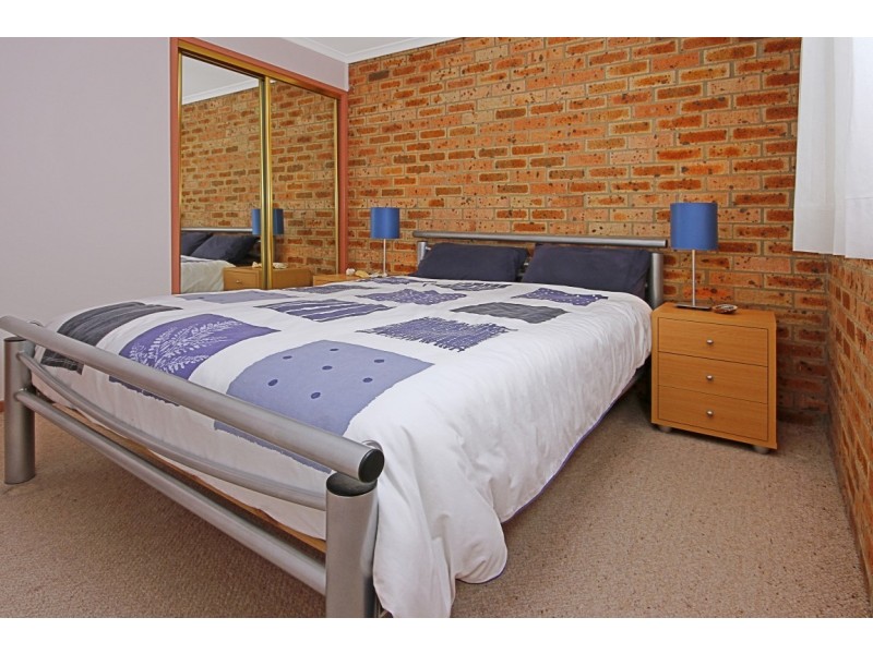 2/1 Tristania Parade, Maloneys Beach NSW 2536