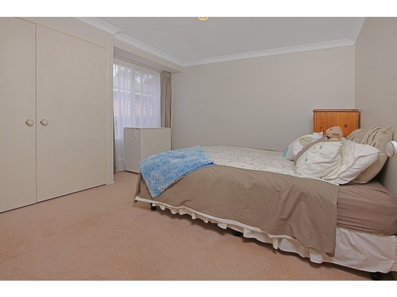 28 Karoola Crescent, Surfside NSW 2536