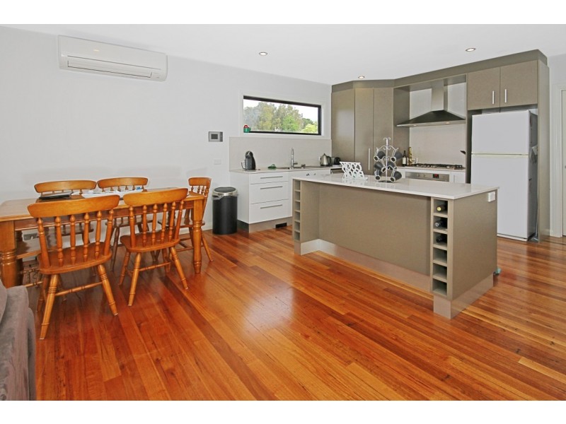 2/65 Golf Links Drive, Batemans Bay NSW 2536