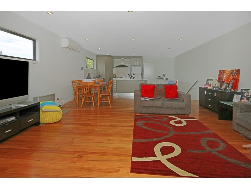 2/65 Golf Links Drive, Batemans Bay NSW 2536