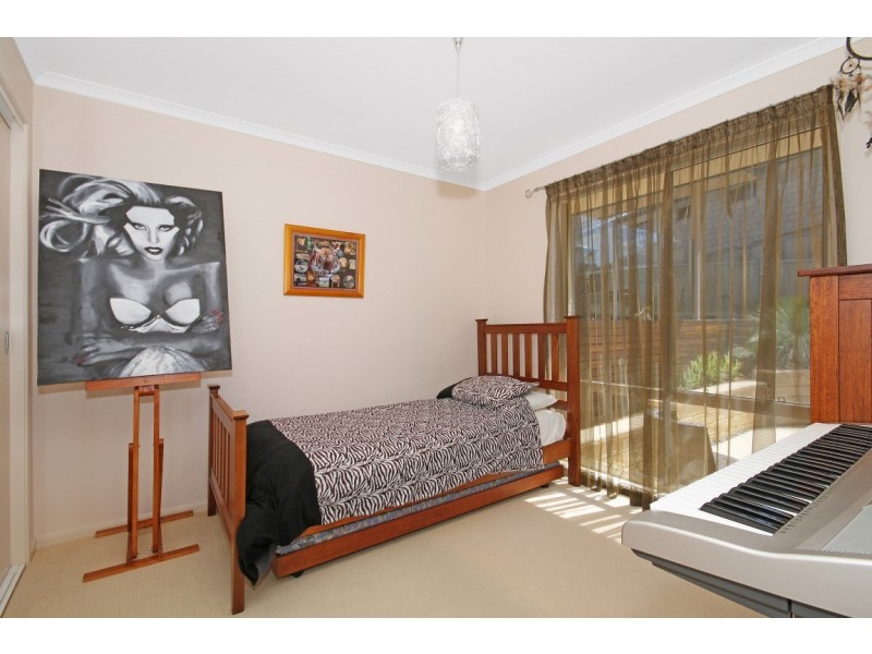 14 Gibson Place, Batehaven NSW 2536