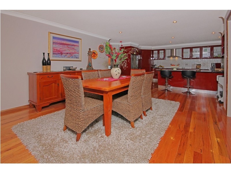 14 Oakwood Way, Catalina NSW 2536