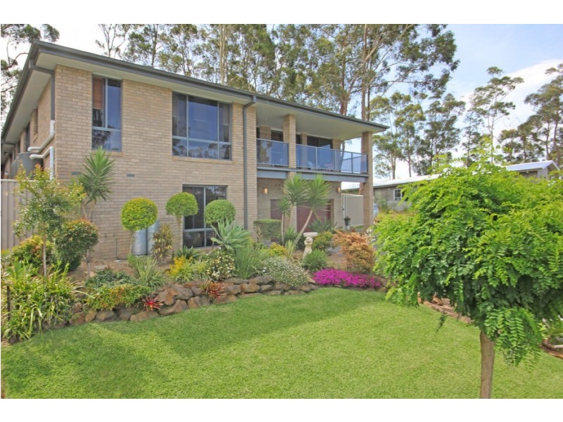 14 Oakwood Way, Catalina NSW 2536