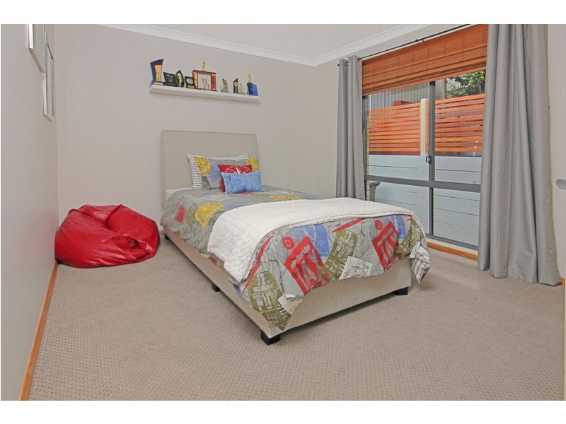 14 Oakwood Way, Catalina NSW 2536