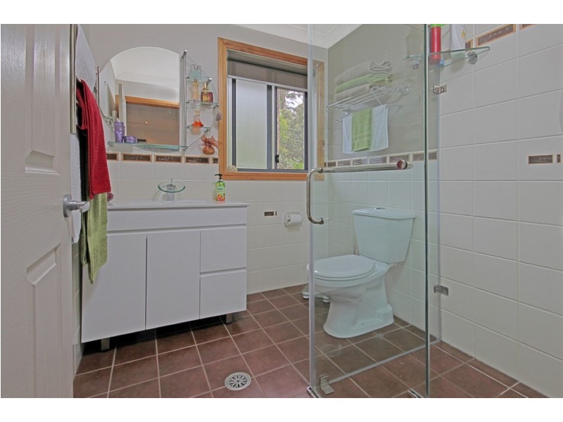 14 Oakwood Way, Catalina NSW 2536