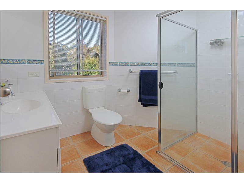 39 Thomas Mitchell Crescent, Sunshine Bay NSW 2536
