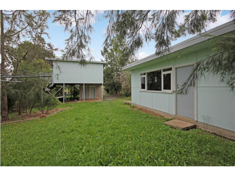 11 Pine Street, Batehaven NSW 2536