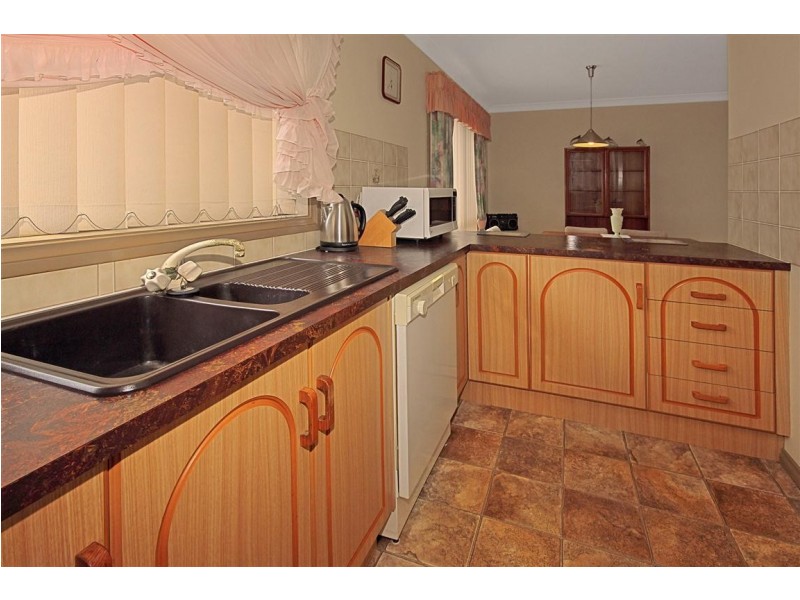 2/6 Crag Road, Batehaven NSW 2536