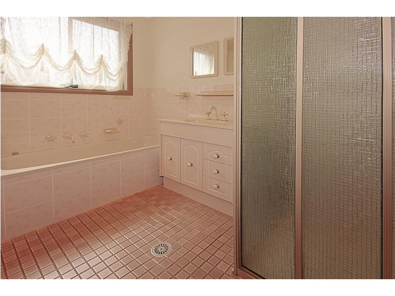 2/6 Crag Road, Batehaven NSW 2536