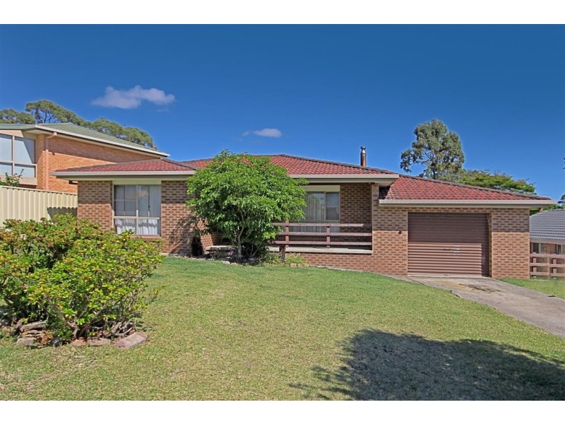 8 Wills Crescent, Denhams Beach NSW 2536