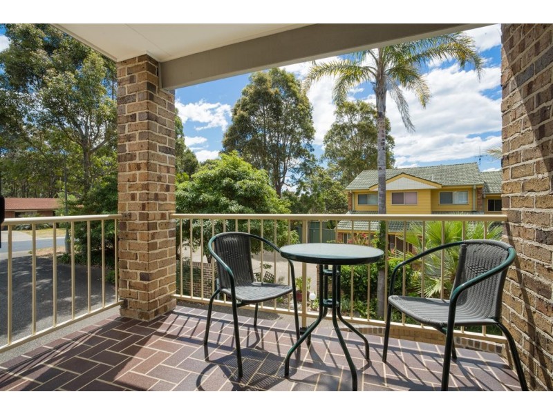 1/2 Lisa Place, Sunshine Bay NSW 2536
