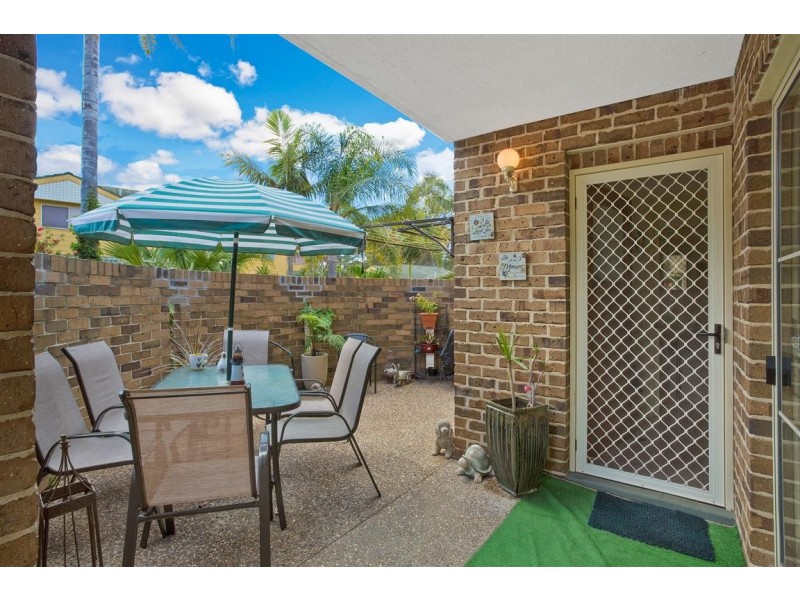1/2 Lisa Place, Sunshine Bay NSW 2536