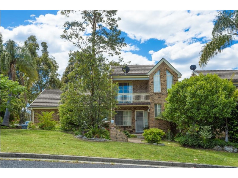 1/2 Lisa Place, Sunshine Bay NSW 2536