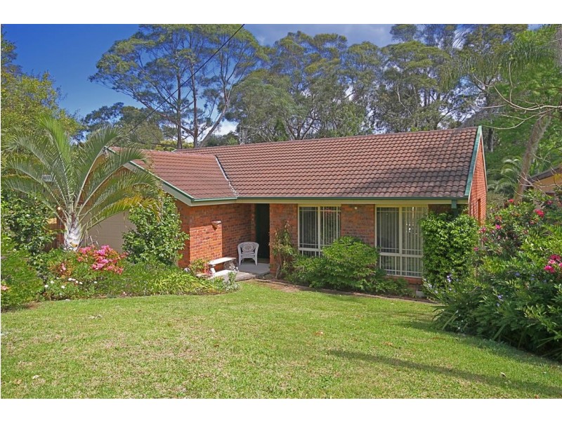 24 Pleasurelea Drive, Sunshine Bay NSW 2536