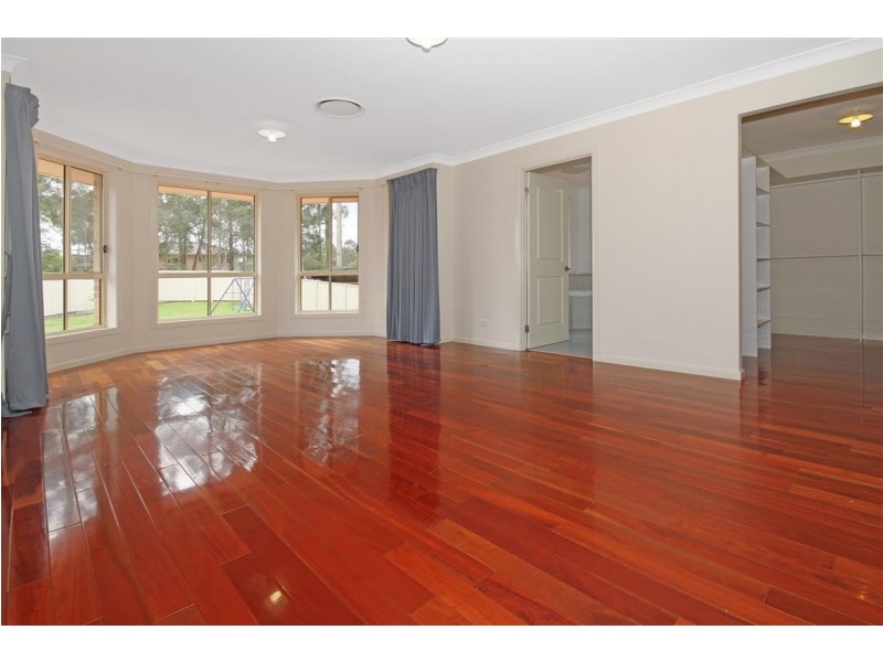 9 Leichhardt Place, Sunshine Bay NSW 2536