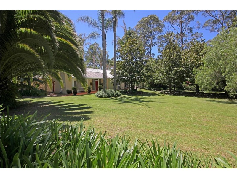 14 Kauzal Crescent, Surf Beach NSW 2536